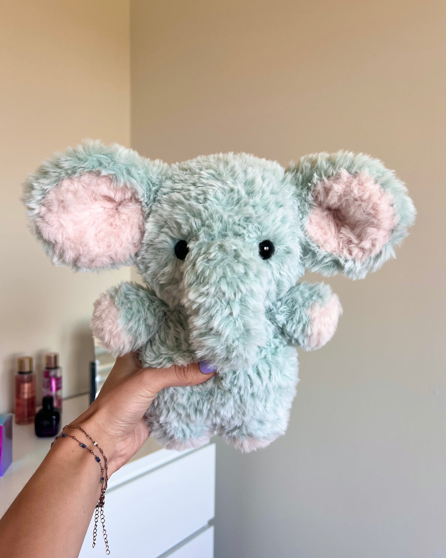 Fluffy Elephant - Blue
