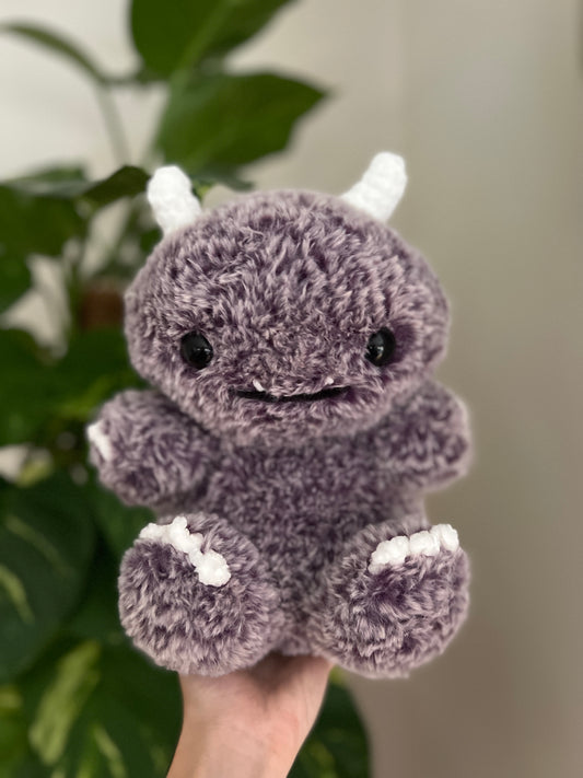 Fluffy Monster - Amethist