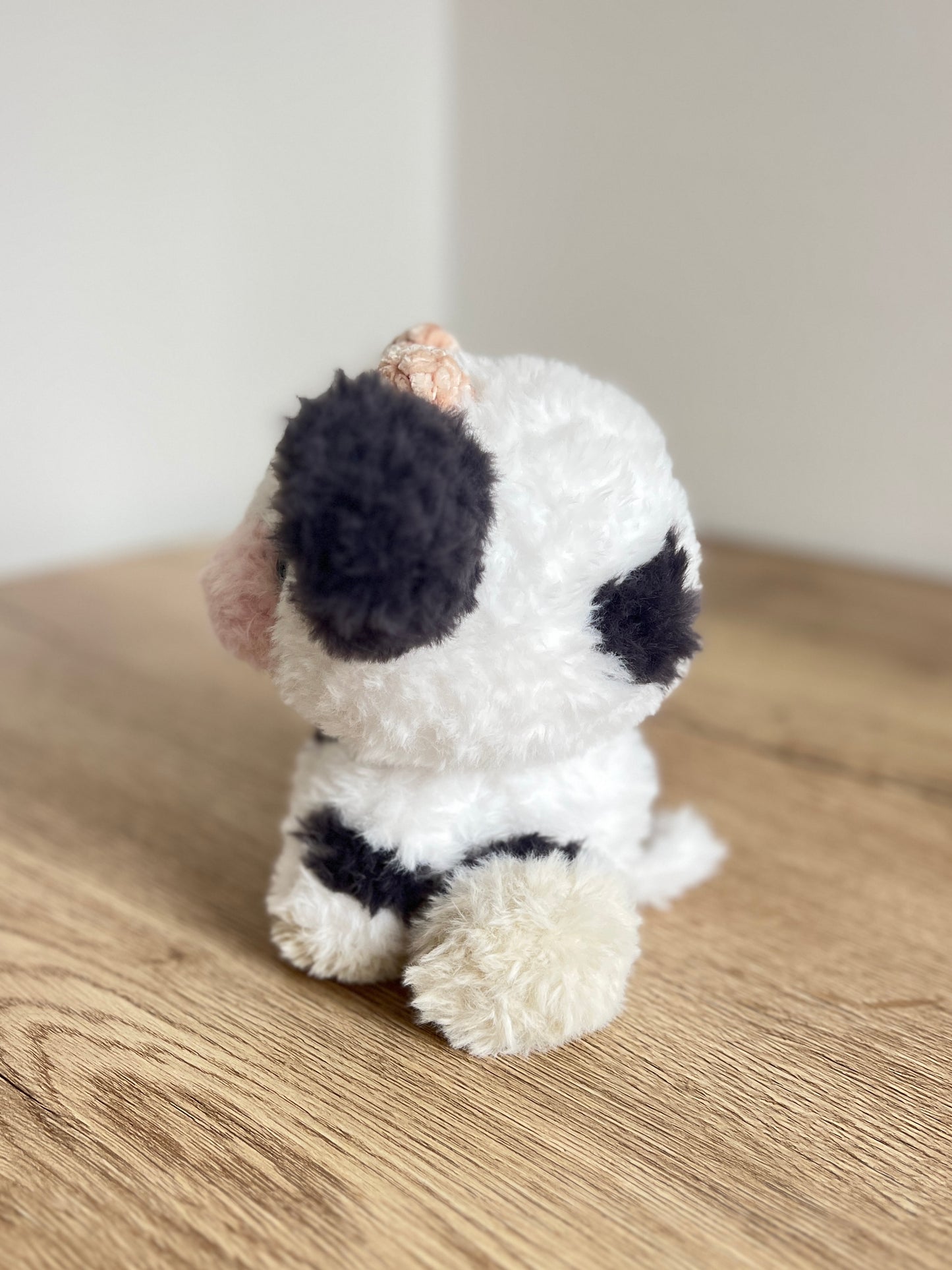 Sitting Fluffy Cow - Original (30cm / 11inch)